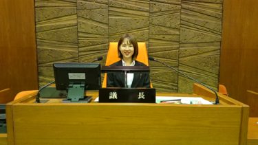 議員インターンシップ大学生の久松倫子さん
